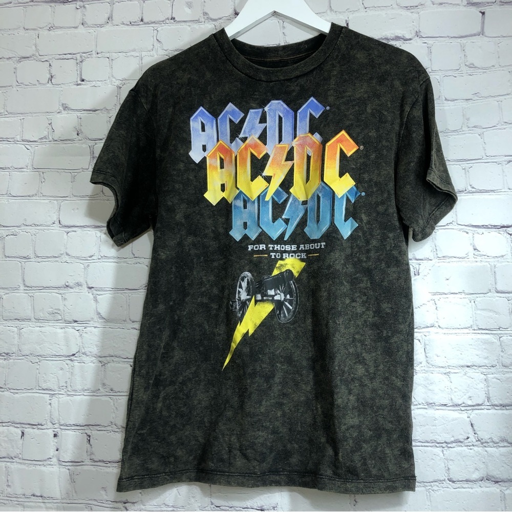 ACDC T-shirt colorful letters